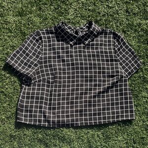 Forever 21 Black and White Grid Crop Top